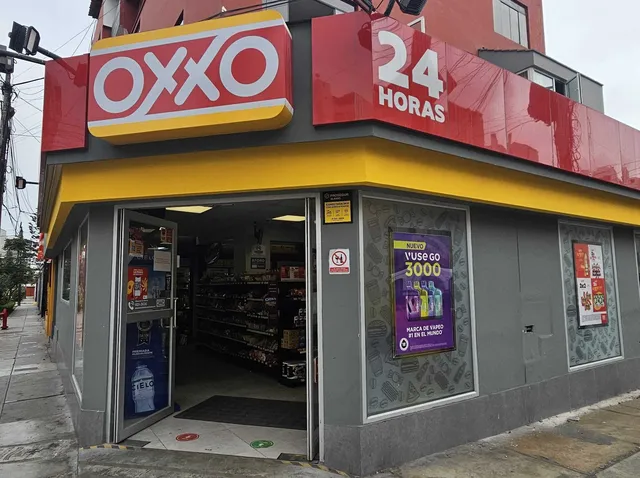 Oxxo Pueblo Libre