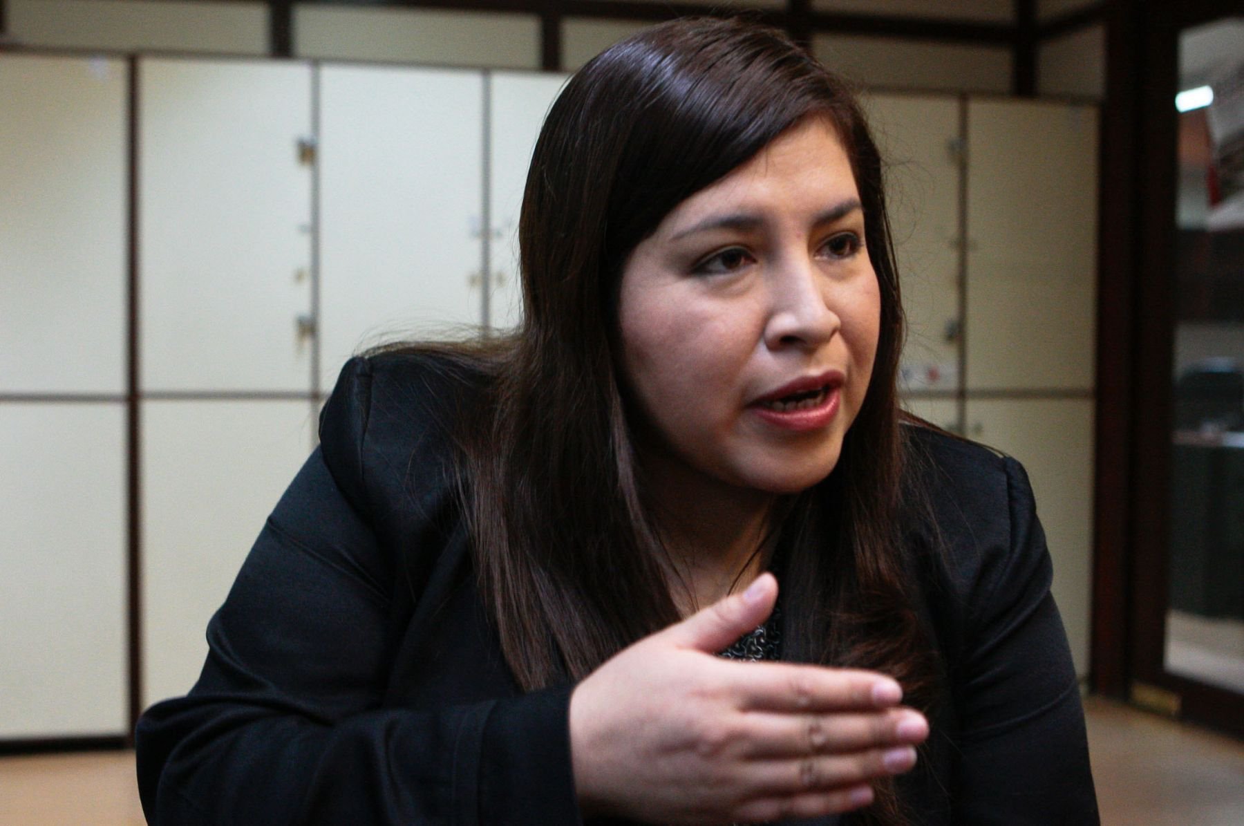 Alicia Abanto_Defensoría del Pueblo_oxígeno medicinal.jpg