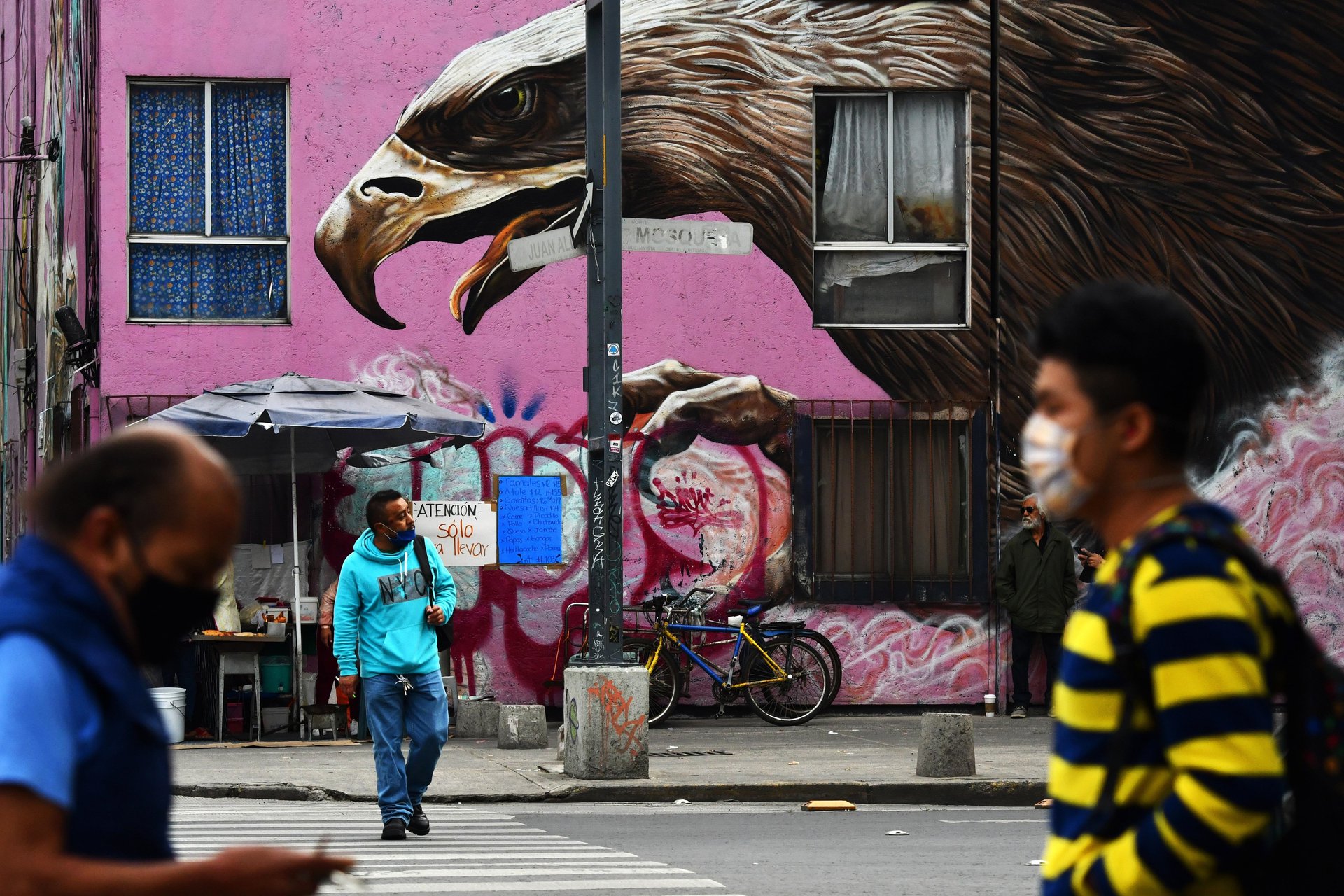 Mexico DF mascarillas COVID.jpg