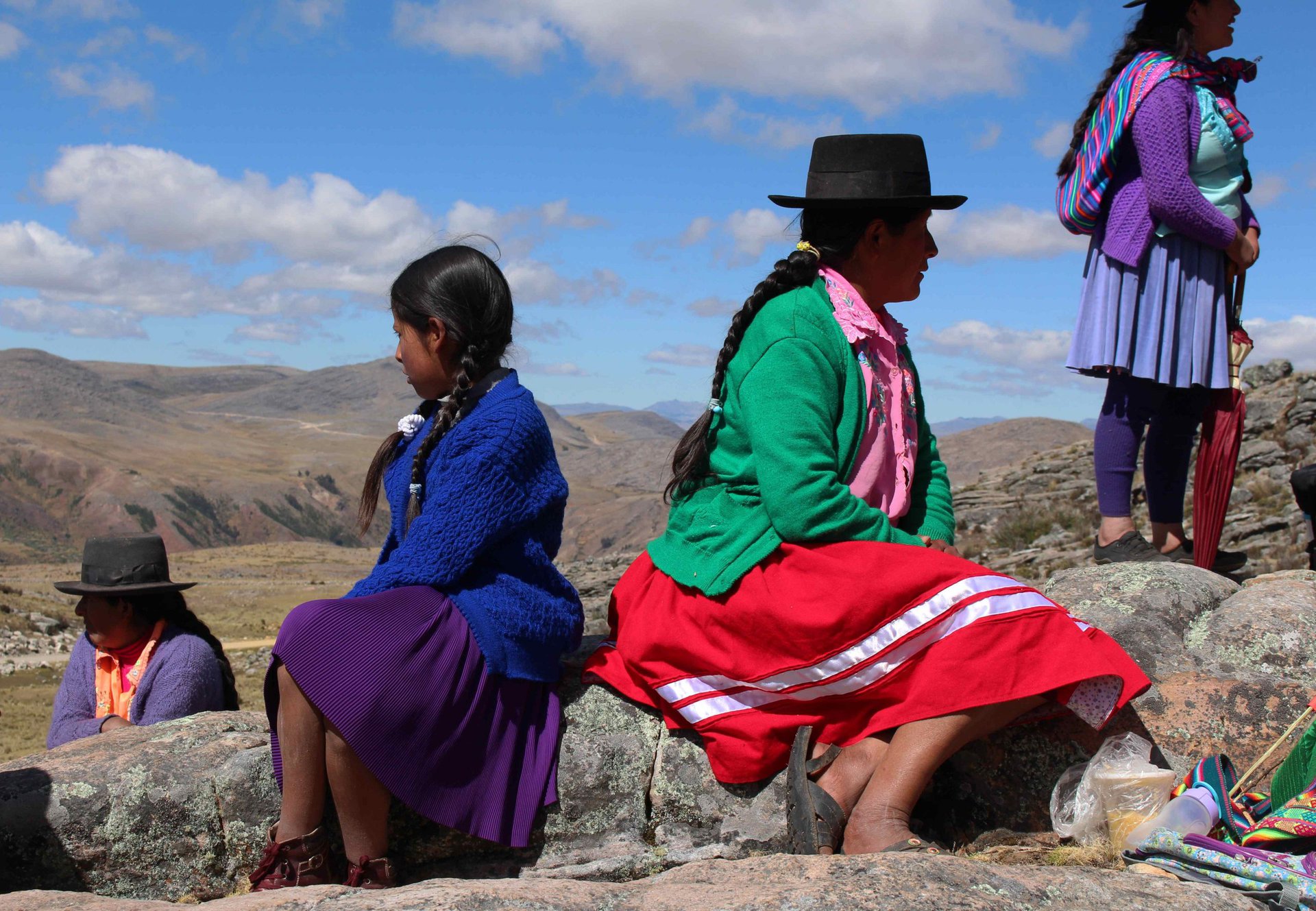 PERU-MUJER-1-scaled-2