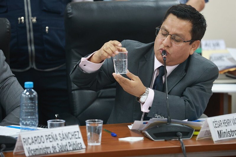 congreso-ministro-salud-cesar-vasquez