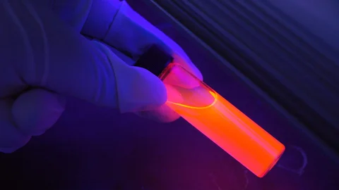 glowing-2245832_1920.jpg