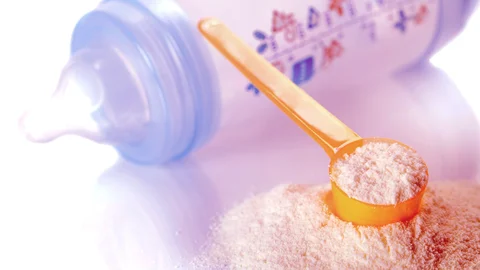preparation-of-mixture-baby-feeding