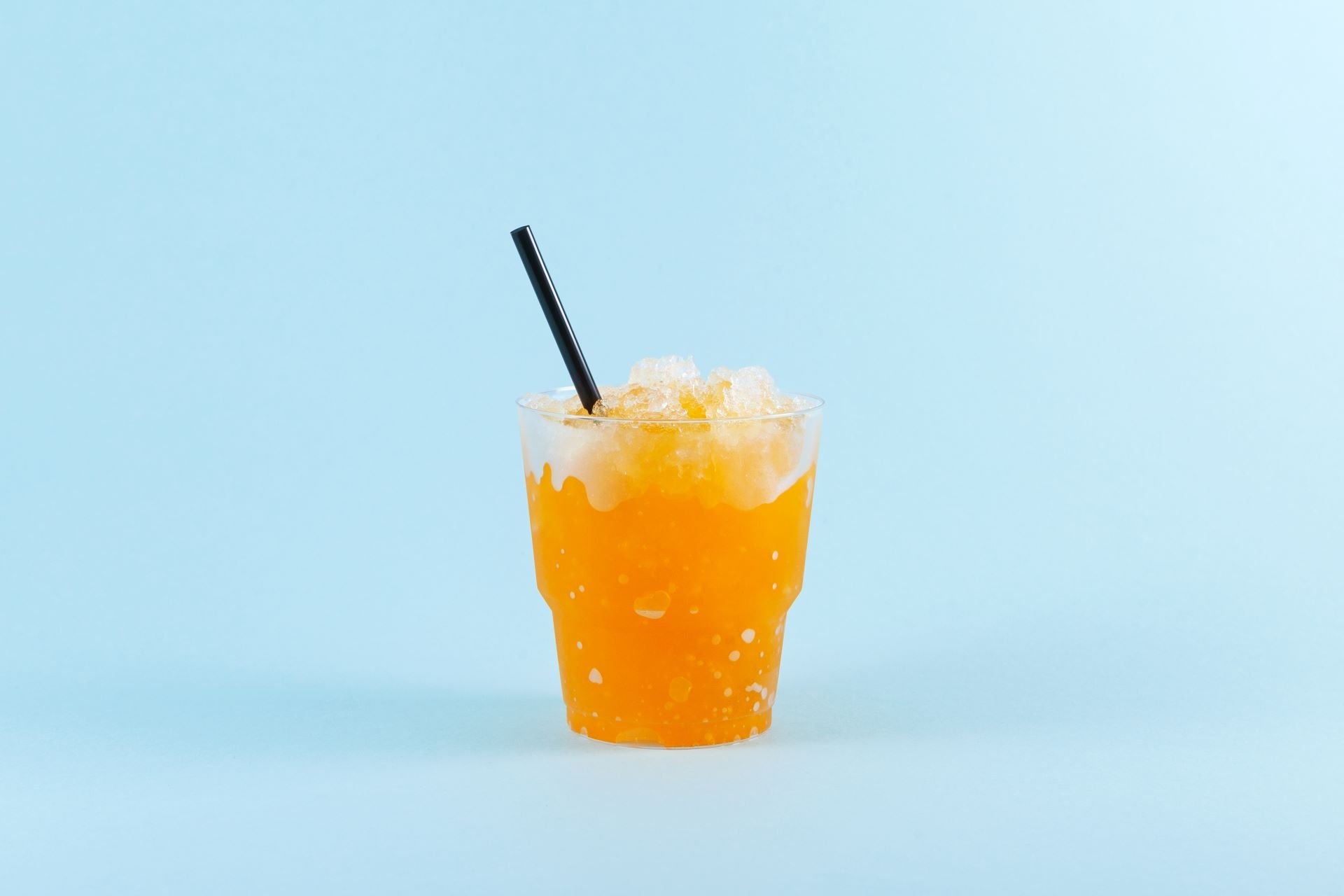 refreshing-slush-drink-orange-granizado