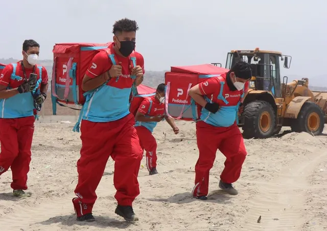 trabajadores pedidosya_derrame de petróleo Repsol1-corte